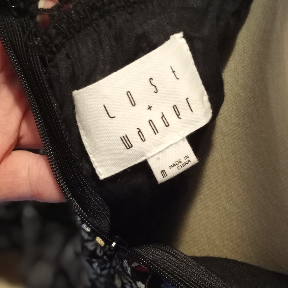 Lost + Wander floral halter tiered maxi dress - Picture 8 of 9